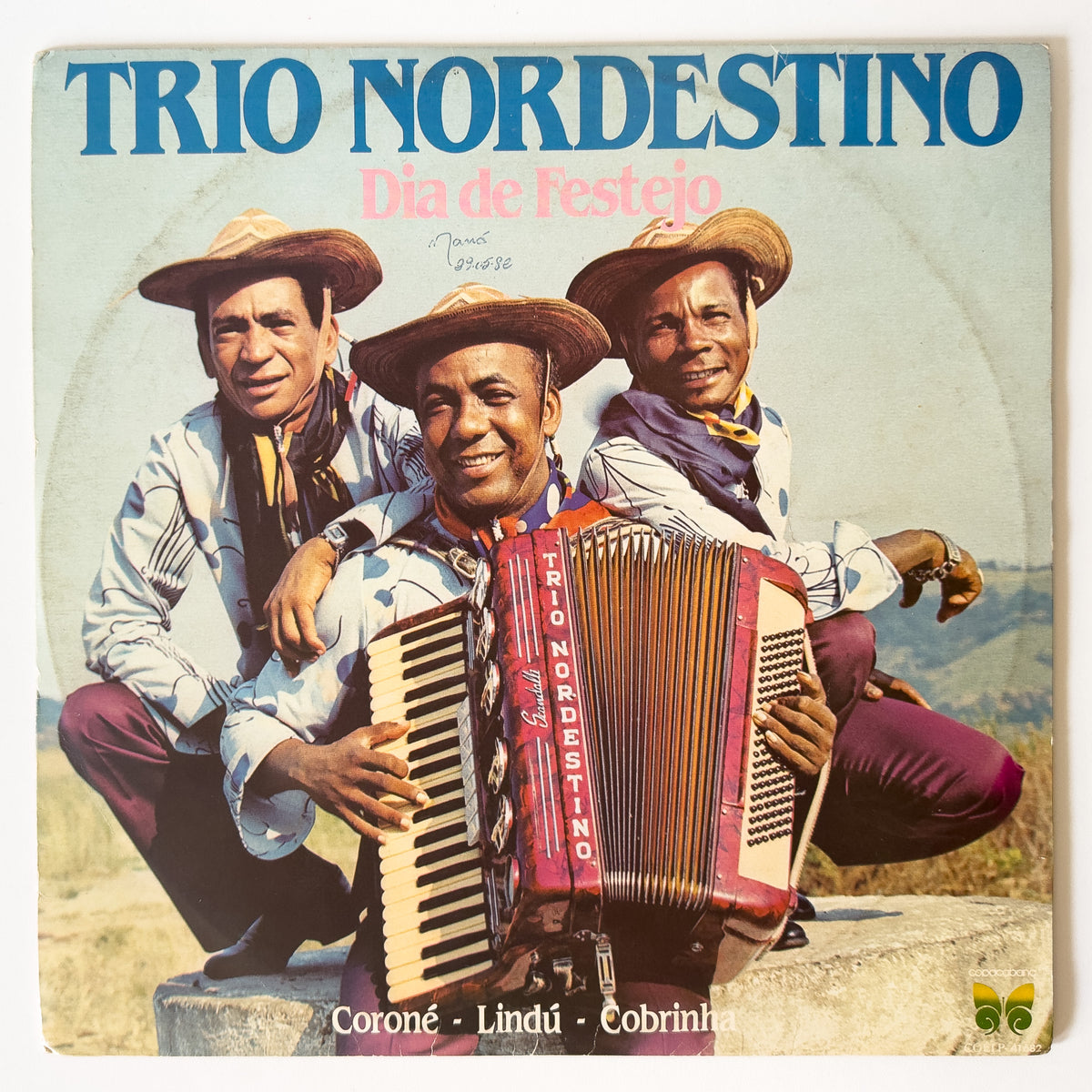 Trio Nordestino — Dia De Festejo (Disco de Vinil LP, usado)