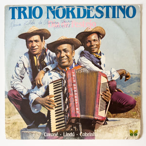 Trio Nordestino — Dia De Festejo (Disco de Vinil LP, usado)