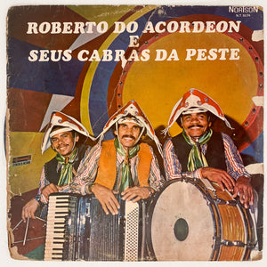 Roberto Do Acordeon e Roberto Do Acordeon E Seus Cabras Da Peste — Caixão De Gás (Disco de Vinil LP, usado)