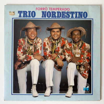 Trio Nordestino — Forró Temperado (Disco de Vinil LP, usado)