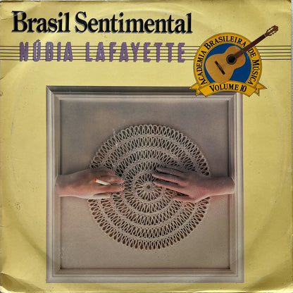 Núbia Lafayette — Brasil Sentimental (Disco de Vinil LP, usado)