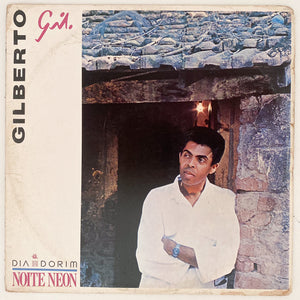 Gilberto Gil — Dia Dorim Noite Neon (Disco de Vinil LP, usado)
